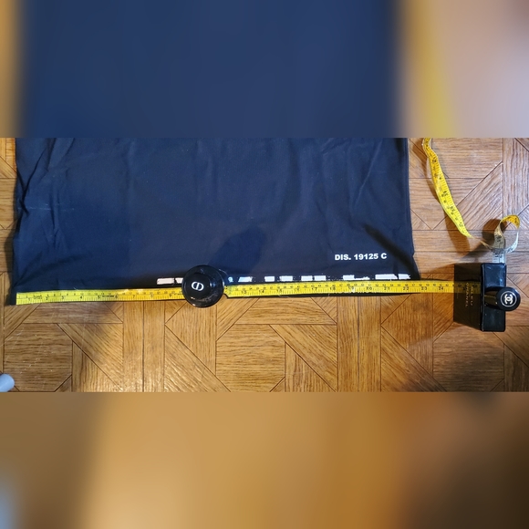 Alexander McQueen T-Shirt 100% Authentic - Picture 9 of 9